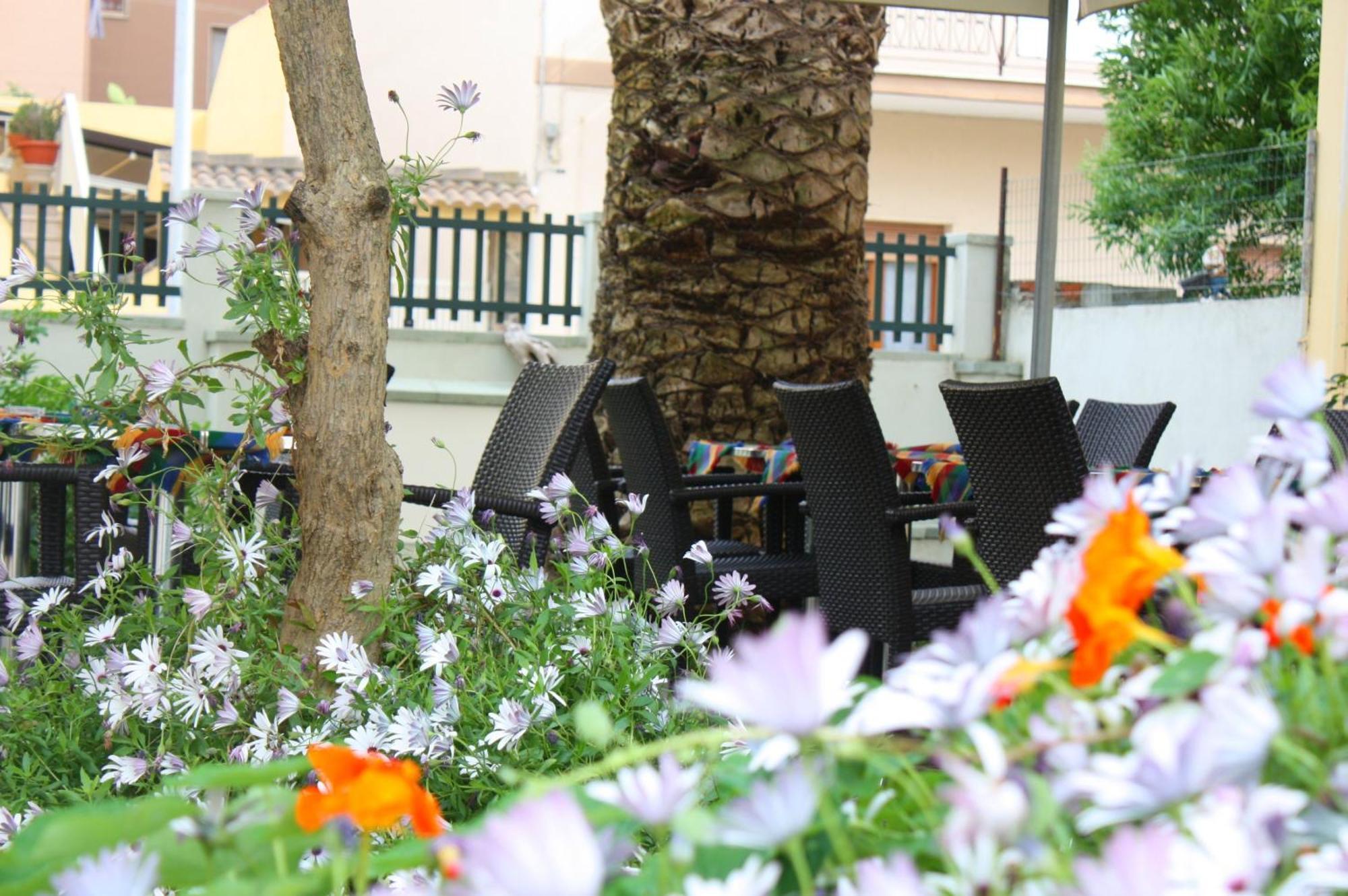 Hotel Alguer Экстерьер фото