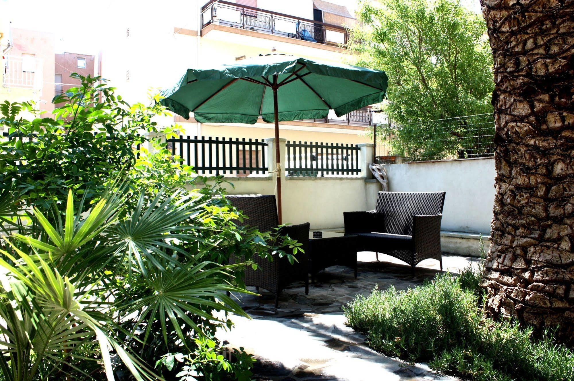 Hotel Alguer Экстерьер фото
