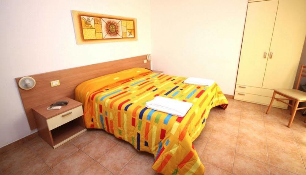 Hotel Alguer Экстерьер фото