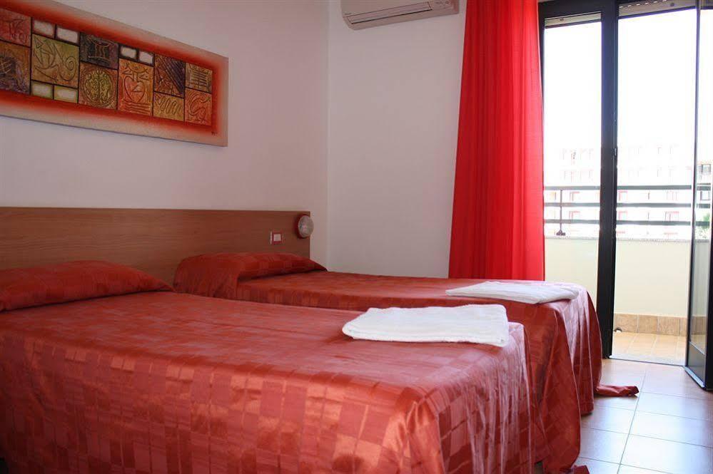 Hotel Alguer Экстерьер фото